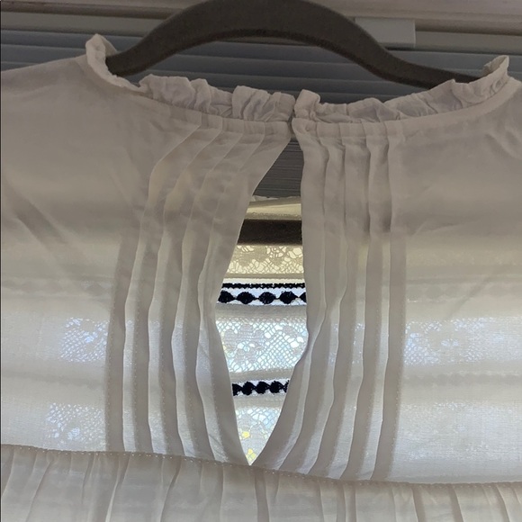 Lace blouse - Picture 6 of 7